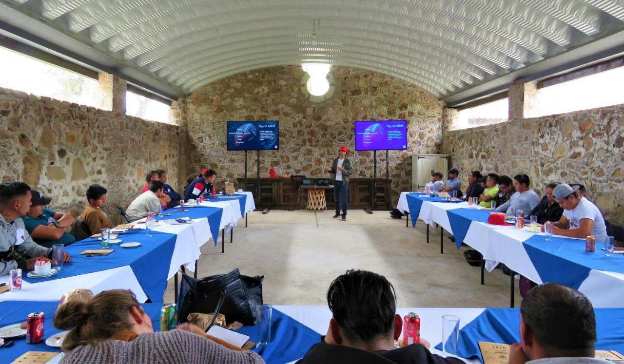 Hacienda Tovares Cadereyta de Montes Bagian luar foto