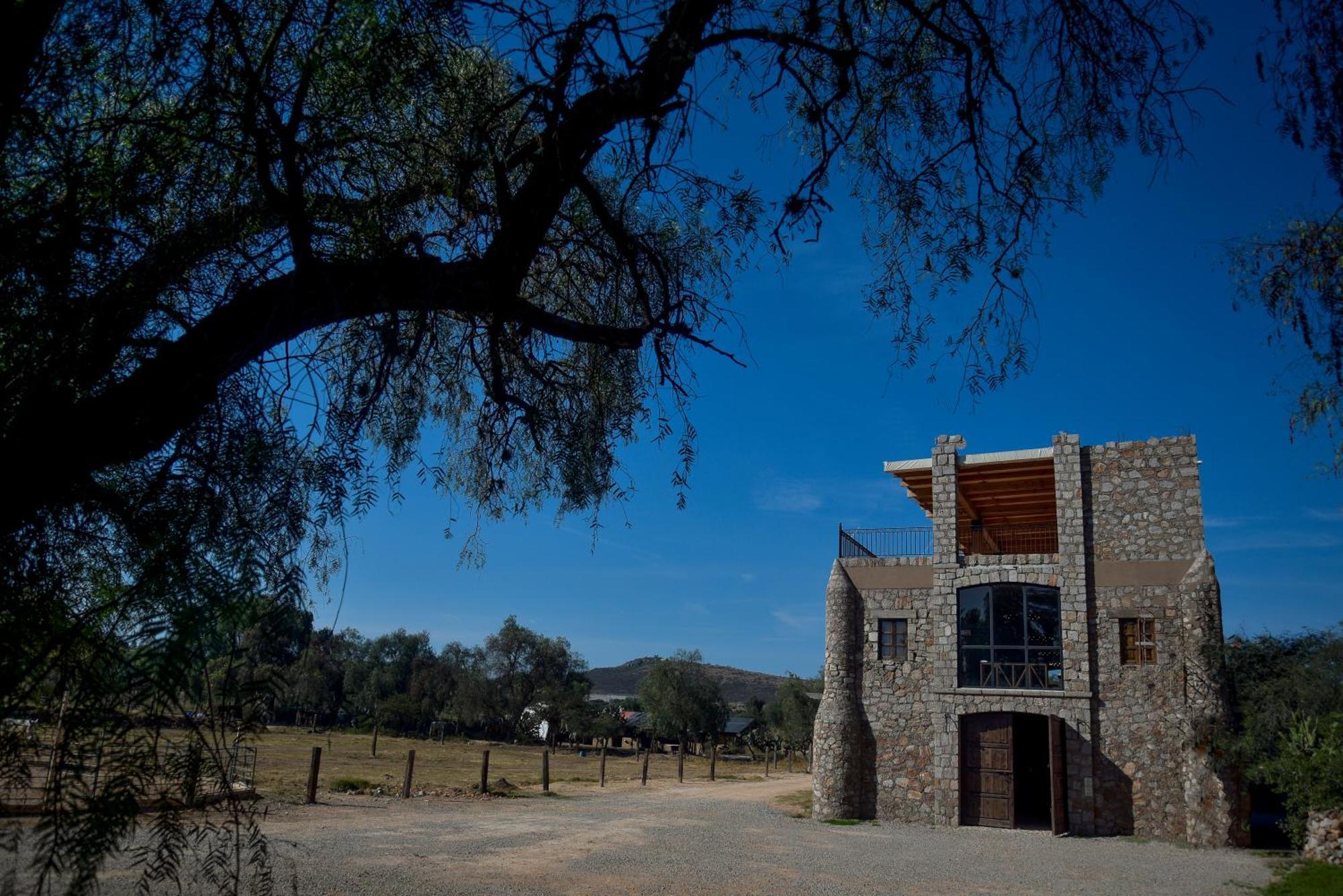 Hacienda Tovares Cadereyta de Montes Bagian luar foto