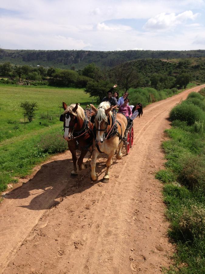 Hacienda Tovares Cadereyta de Montes Bagian luar foto