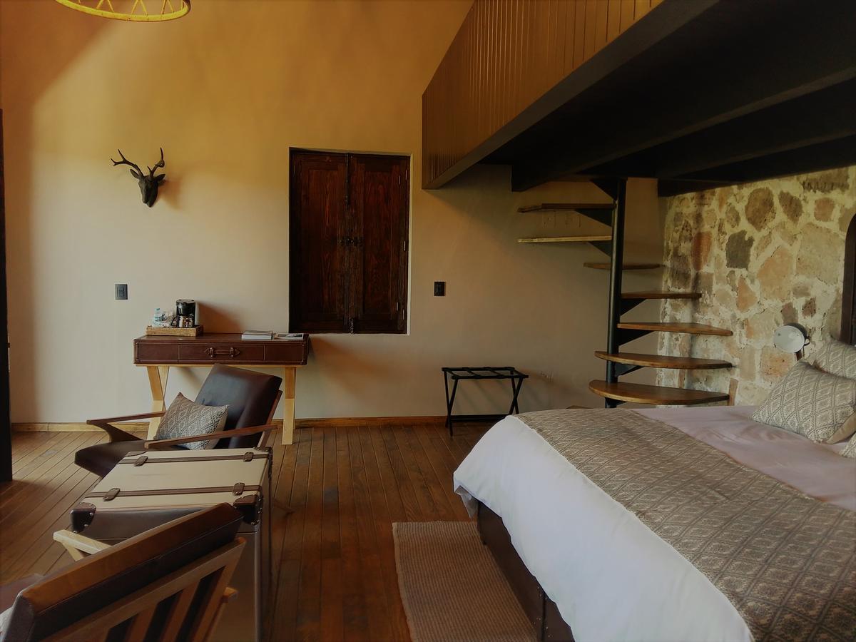 Hacienda Tovares Cadereyta de Montes Bagian luar foto